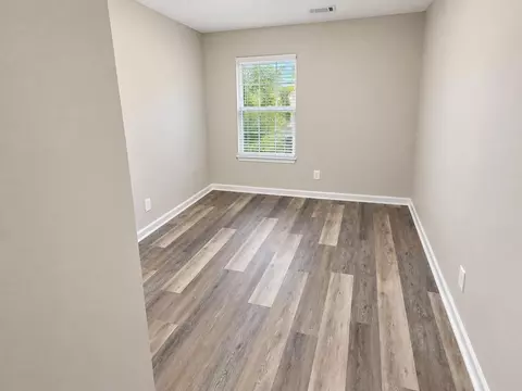 Bedroom - 290 Swaying Pine Ct, Crestview, FL 32539 photo 2 of 3