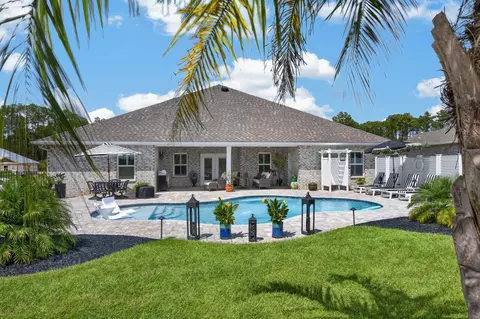 Exterior - 59 S Bentgrass Rd, Freeport, FL 32439 photo 7 of 16