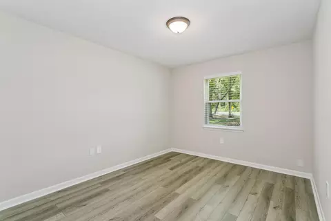 Bedroom - 1101 Forest Rd, Niceville, FL 32578 photo 4 of 7