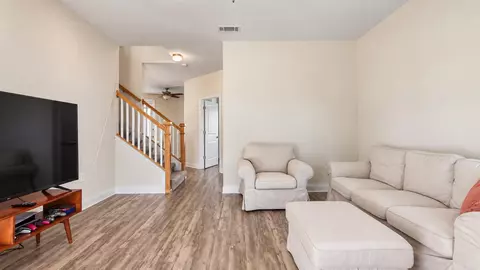 Living - 22 Sawyer Ct, Freeport, FL 32439 photo 1 of 1