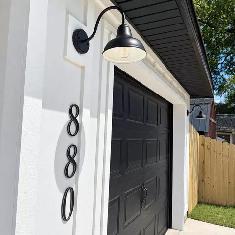 Exterior - 880 E Walnut Ave, Crestview, FL 32539 photo 6 of 7