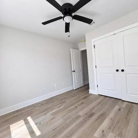 Bedroom - 880 E Walnut Ave, Crestview, FL 32539 photo 1 of 3
