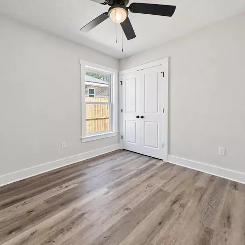 Bedroom - 880 E Walnut Ave, Crestview, FL 32539 photo 2 of 3