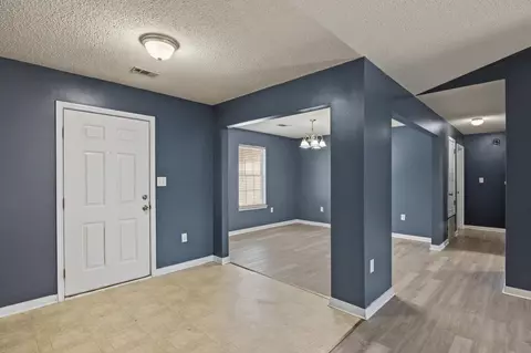 Entry Way - 3400 Skymaster Ct, Crestview, FL 32539 photo 1 of 2