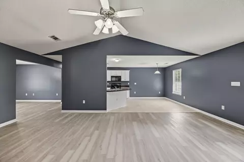 Living - 3400 Skymaster Ct, Crestview, FL 32539 photo 2 of 6