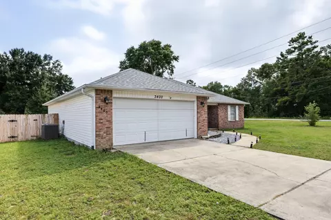 Exterior - 3400 Skymaster Ct, Crestview, FL 32539 photo 3 of 8