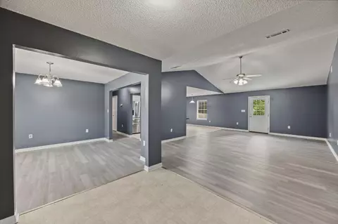 Entry Way - 3400 Skymaster Ct, Crestview, FL 32539 photo 2 of 2