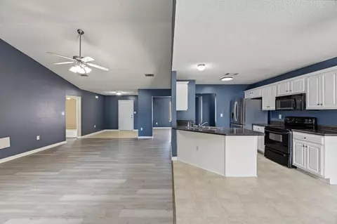 Living - 3400 Skymaster Ct, Crestview, FL 32539 photo 4 of 6