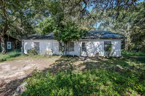 Exterior - 700 E County Highway 83a, Freeport, FL 32439 photo 1 of 3