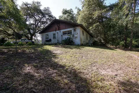 Exterior - 700 E County Highway 83a, Freeport, FL 32439 photo 2 of 3