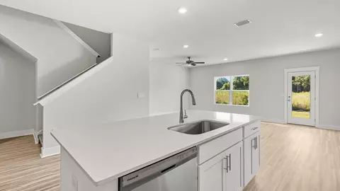 Kitchen - 5252 Lemay Cir, Crestview, FL 32539 photo 3 of 3