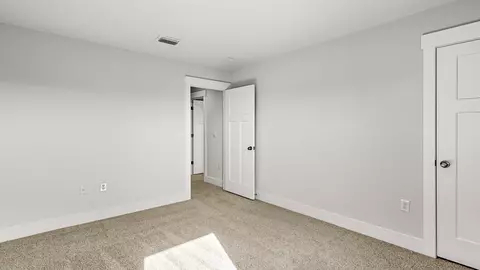 Bedroom - 5252 Lemay Cir, Crestview, FL 32539 photo 10 of 10