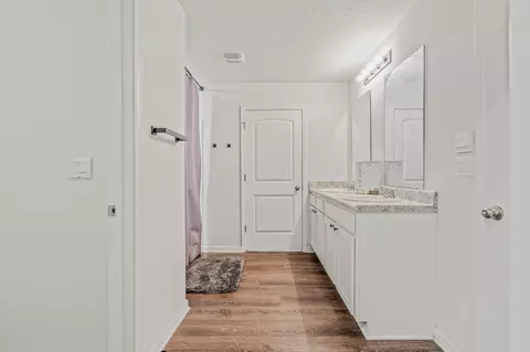 Entry Way - 3567 Sugar Maple Ln, Crestview, FL 32539 photo 10 of 13
