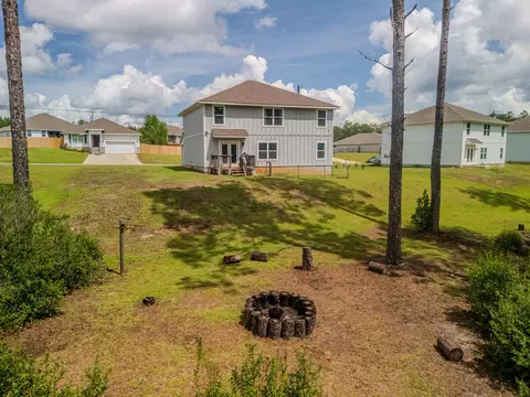 Exterior - 3567 Sugar Maple Ln, Crestview, FL 32539 photo 3 of 5