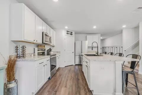 Kitchen - 3567 Sugar Maple Ln, Crestview, FL 32539 photo 2 of 5