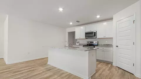 Kitchen - 64 Dockside Rd, Freeport, FL 32439 photo 3 of 3