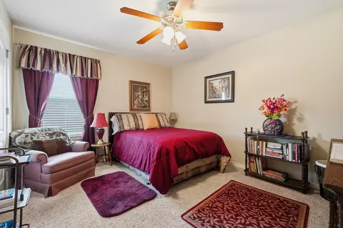 Bedroom - 6212 Lapis Ln, Crestview, FL 32539 photo 1 of 6