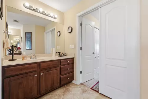 Entry Way - 6212 Lapis Ln, Crestview, FL 32539 photo 3 of 4