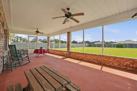 Exterior - 6212 Lapis Ln, Crestview, FL 32539 photo 10 of 12