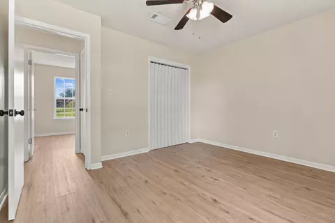 Bedroom - 3415 Mclain Dr, Crestview, FL 32539 photo 4 of 7