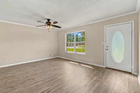 Living - 3415 Mclain Dr, Crestview, FL 32539 photo 1 of 5