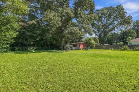 Exterior - 3415 Mclain Dr, Crestview, FL 32539 photo 10 of 10
