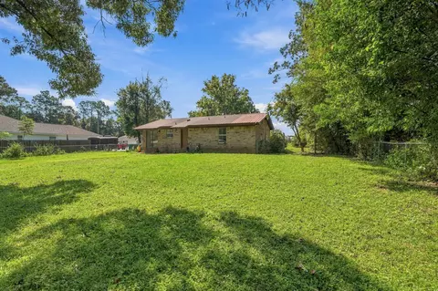 Exterior - 3415 Mclain Dr, Crestview, FL 32539 photo 6 of 10