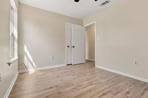 Bedroom - 3415 Mclain Dr, Crestview, FL 32539 photo 3 of 7