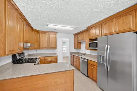 Kitchen - 12 Corbin Ct, Niceville, FL 32578 photo 5 of 5