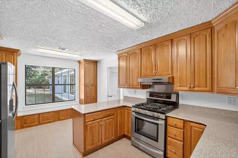 Kitchen - 12 Corbin Ct, Niceville, FL 32578 photo 1 of 5