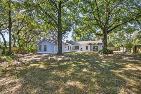 Exterior - 12 Corbin Ct, Niceville, FL 32578 photo 5 of 5