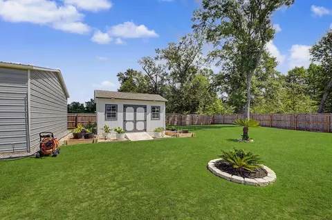Exterior - 7515 Saddlebrook Ave, Pace, FL 32571 photo 7 of 8