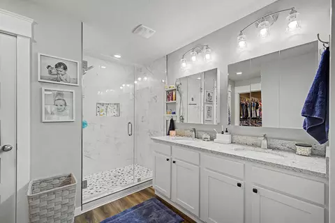 Bath - 7515 Saddlebrook Ave, Pace, FL 32571 photo 2 of 2