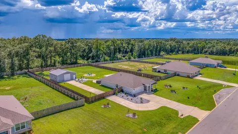 View/Area - 7515 Saddlebrook Ave, Pace, FL 32571 photo 2 of 6