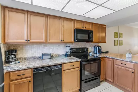 909 Santa Rosa #118, Fort Walton Beach, FL 32548