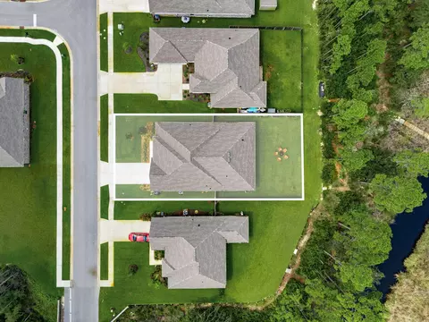View/Area - 381 Constellation Ave, Freeport, FL 32439 photo 6 of 10