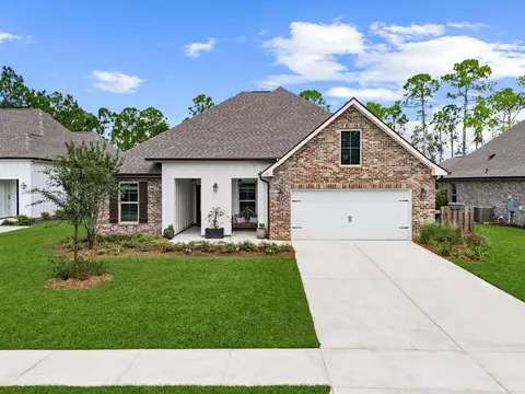 Exterior - 381 Constellation Ave, Freeport, FL 32439 photo 7 of 9