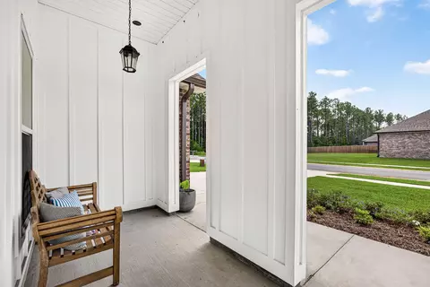 Exterior - 381 Constellation Ave, Freeport, FL 32439 photo 6 of 9