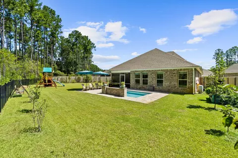 Exterior - 36 Cozy Cv, Freeport, FL 32439 photo 11 of 18