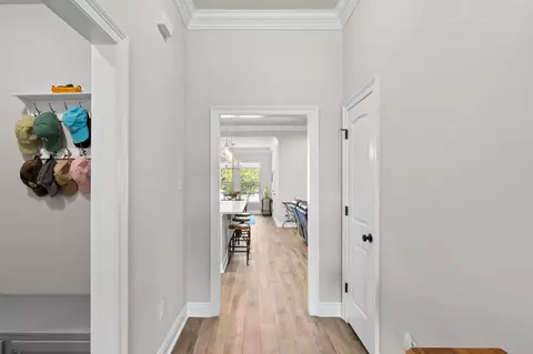 Entry Way - 36 Cozy Cv, Freeport, FL 32439 photo 4 of 6