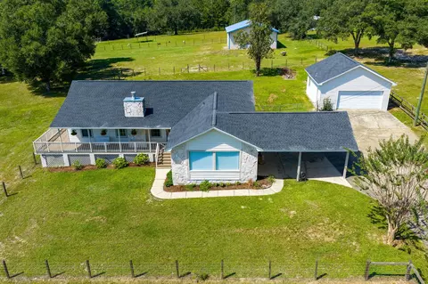 Exterior - 5782 Seminole Dr, Crestview, FL 32536 photo 1 of 24