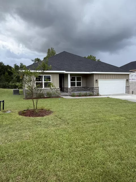 Exterior - 2430 Aleia Ln, Crestview, FL 32536 photo 2 of 7
