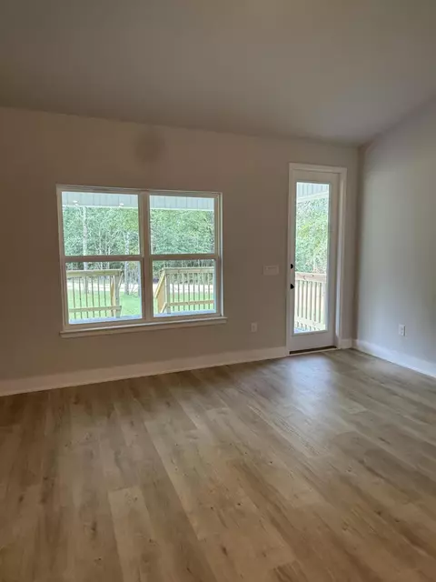 Living - 2430 Aleia Ln, Crestview, FL 32536 photo 3 of 3