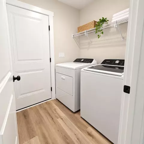 Other - 878 E Walnut Ave, Crestview, FL 32539 photo 3 of 4