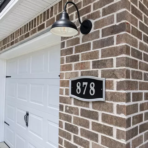 Exterior - 878 E Walnut Ave, Crestview, FL 32539 photo 2 of 7