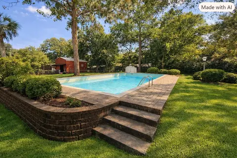 423 NE Woodrow St, Fort Walton Beach, FL 32547