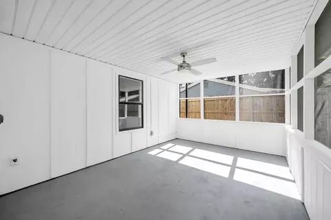 Exterior - 617 2nd St, Destin, FL 32541 photo 5 of 9