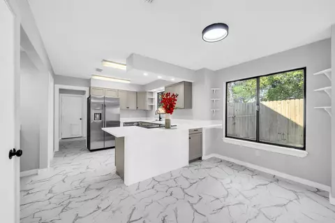 Kitchen - 617 2nd St, Destin, FL 32541 photo 2 of 5