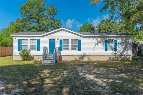 447 Smith Rd, Defuniak Springs, FL 32433