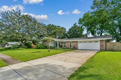 340 NW Holmes Blvd, Fort Walton Beach, FL 32548